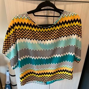 Boutique top! Colorful and excellent condition!